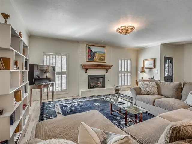 Photo 8 — 1201 Glenbrook Drive 3, Oklahoma City, OK 73118