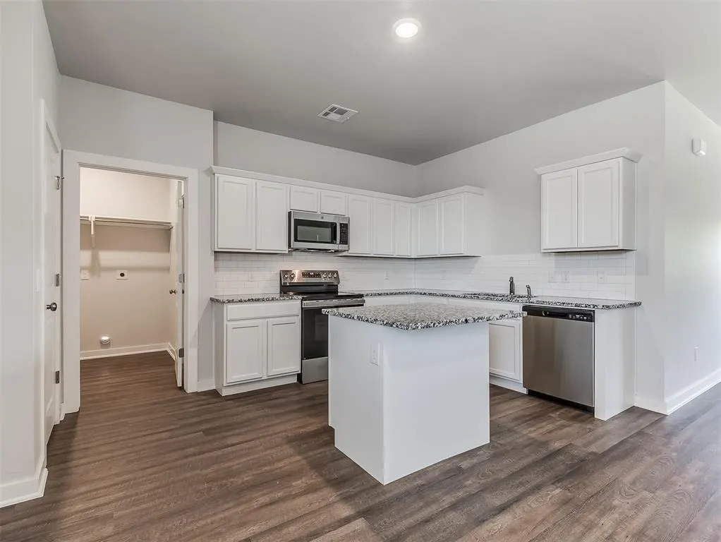 Photo 22 — 8229 Bluestem Trail, El Reno, OK 73036