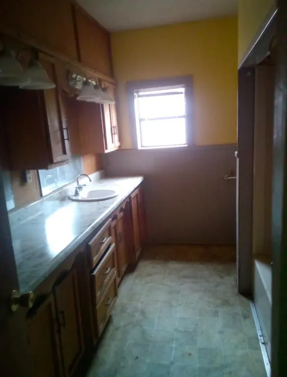 Photo 4 — 206 E 4th Street, Olustee, OK 73560