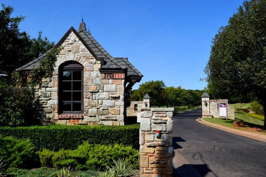 Photo 4 — 3550 Eagles Landing, Edmond, OK 73049