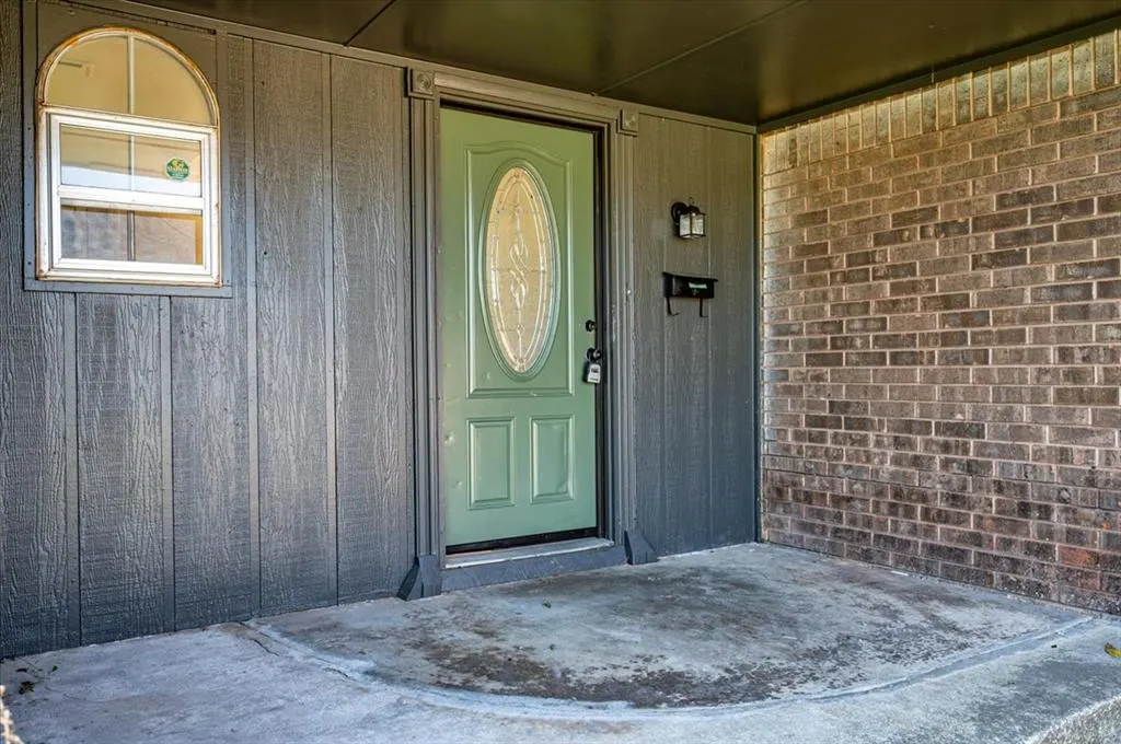 Photo 2 — 2424 SW 86th Street, Oklahoma City, OK 73159