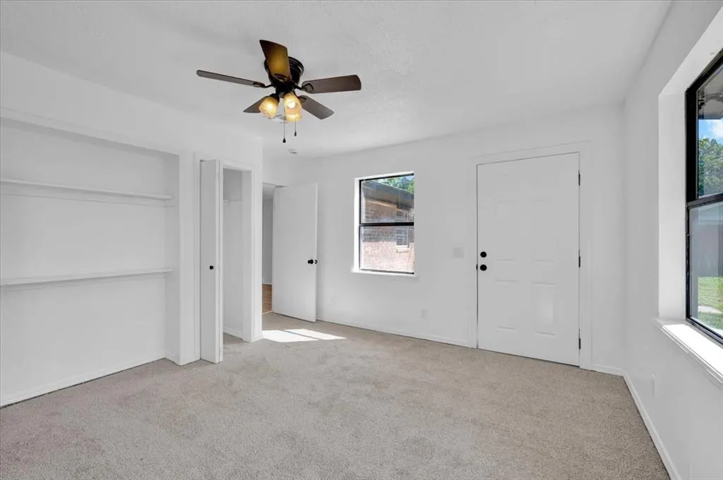 Photo 17 — 2424 SW 86th Street, Oklahoma City, OK 73159