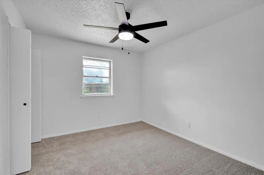 Photo 19 — 2424 SW 86th Street, Oklahoma City, OK 73159