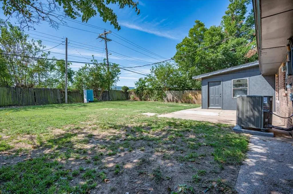 Photo 28 — 2424 SW 86th Street, Oklahoma City, OK 73159