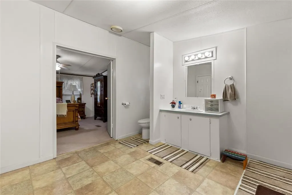 Photo 33 — 13680 County road 1560, Ada, OK 74820