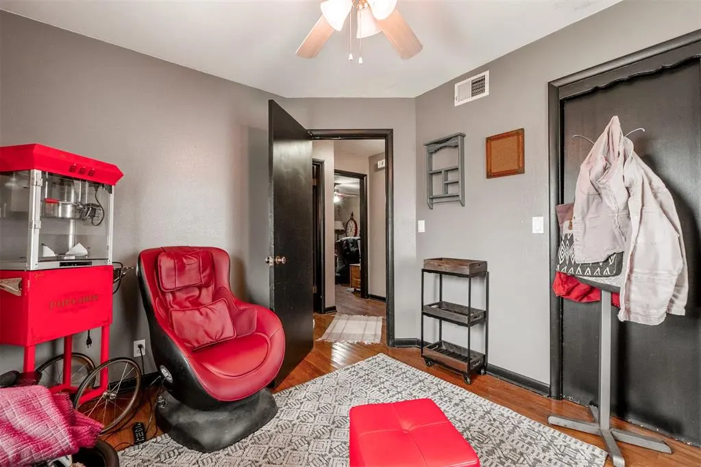 Photo 19 — 2305 N Gleason Avenue, Bethany, OK 73008