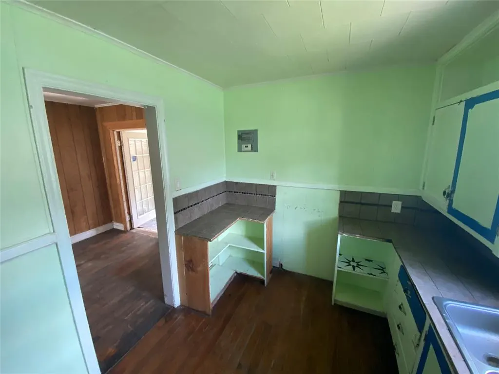 Photo 13 — 801 Hoover Street, Seminole, OK 74868