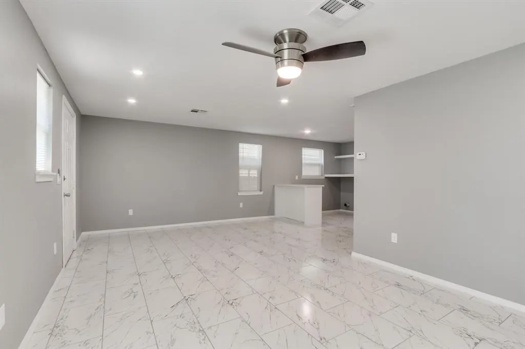 Photo 9 — 3225 SW 46th Street, Oklahoma City, OK 73119