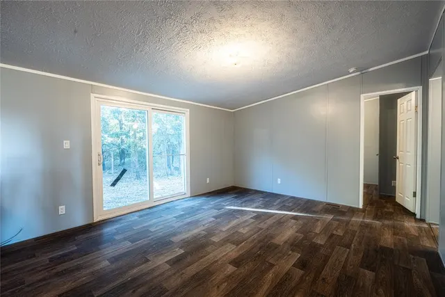 Photo 7 — 10693 Chandler Way, McLoud, OK 74851