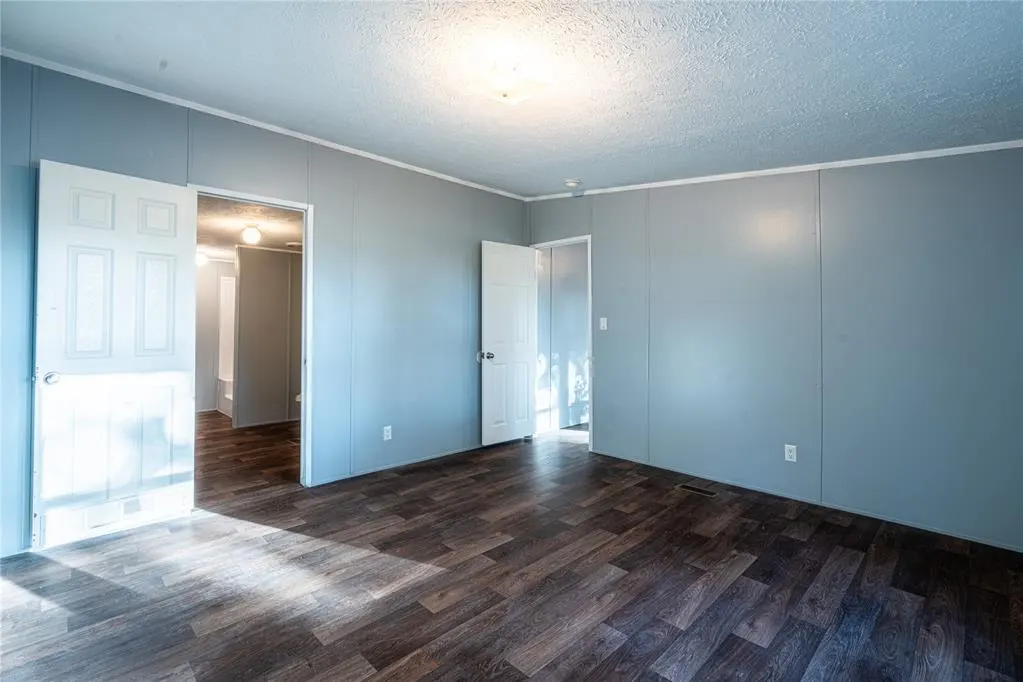 Photo 15 — 10693 Chandler Way, McLoud, OK 74851
