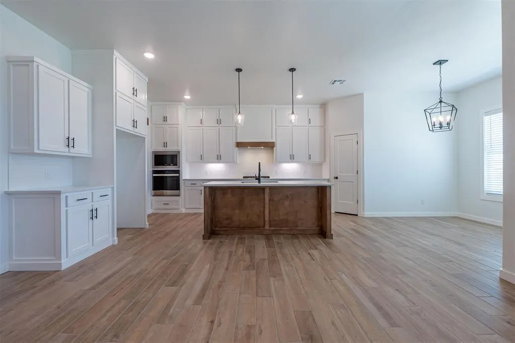 Photo 11 — 9228 NW 79th Terrace, Yukon, OK 73099