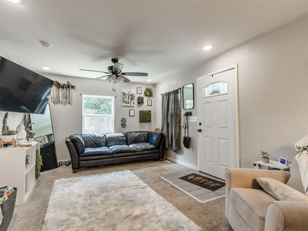 Photo 5 — 2896 Clarke Street, Choctaw, OK 73020