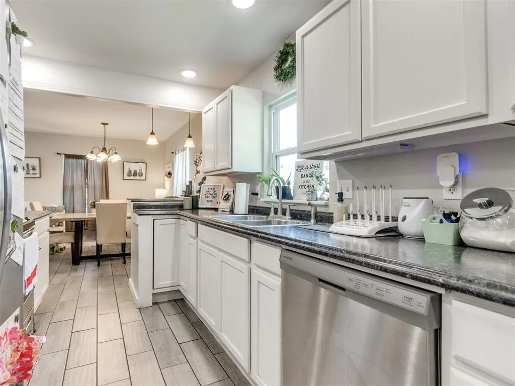 Photo 21 — 2896 Clarke Street, Choctaw, OK 73020