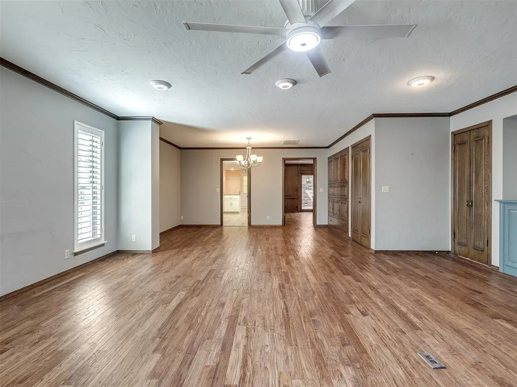 Photo 2 — 7800 Old Hickory Lane, Oklahoma City, OK 73116