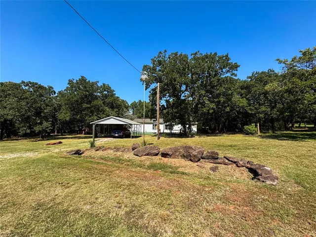 Photo 2 — 960926 S Hoot Owl Lane, Wellston, OK 74881