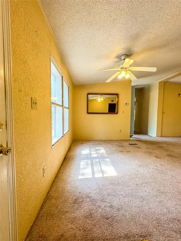 Photo 7 — 960926 S Hoot Owl Lane, Wellston, OK 74881