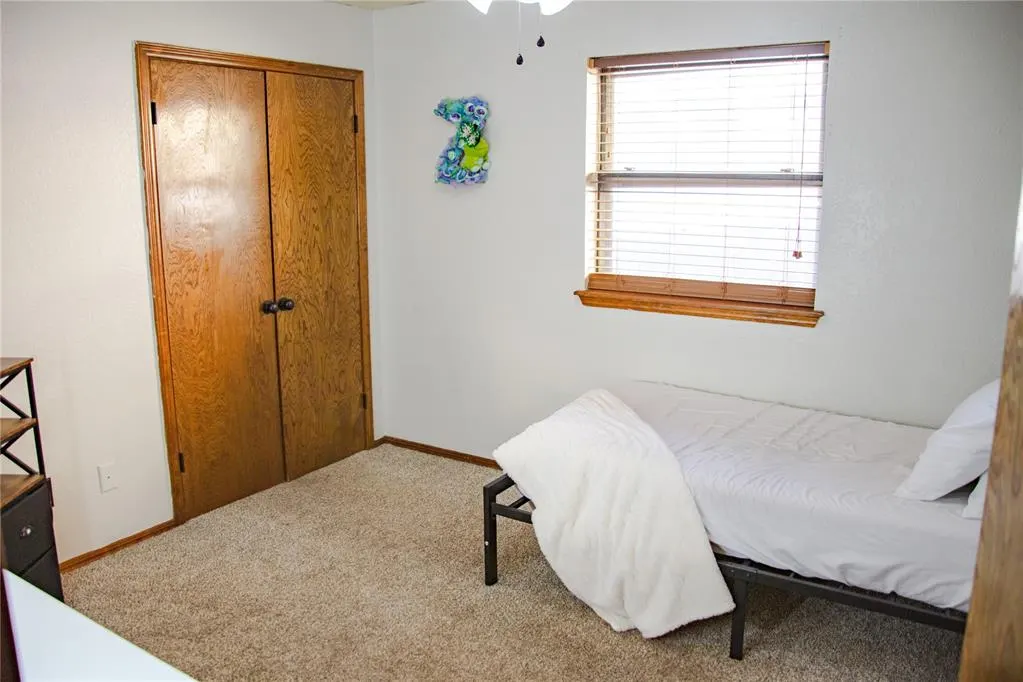 Photo 25 — 2105 Bonnycastle Lane, Yukon, OK 73099