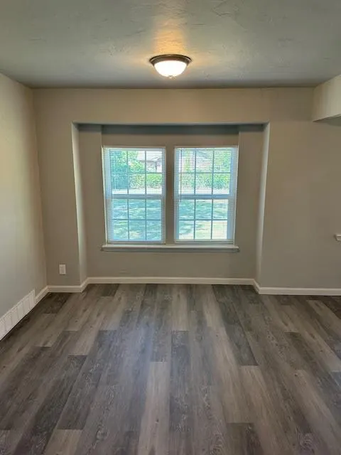 Photo 12 — 257 NW 84th Street, Oklahoma City, OK 73114