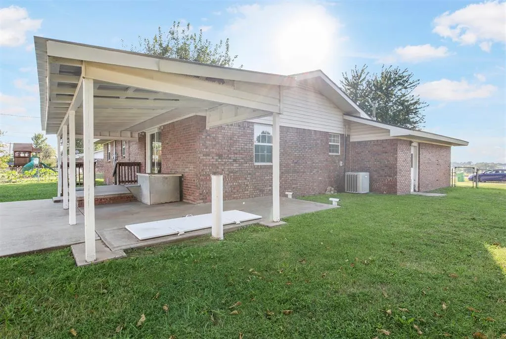 Photo 19 — 1930 Haynie Lane, Prague, OK 74864