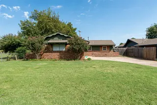 Sold home at 5709 NW 58th Street