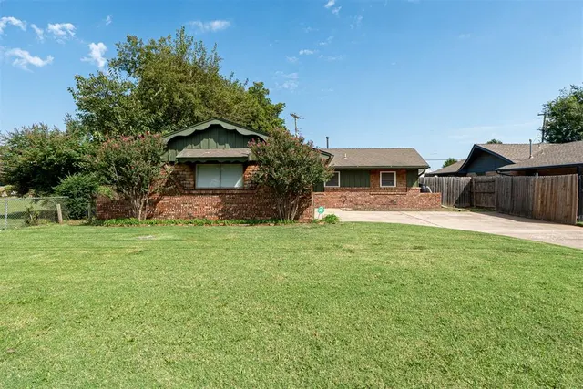 Front exterior — 5709 NW 58th Street, Oklahoma City, OK 73122