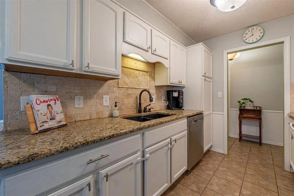 Photo 11 — 5709 NW 58th Street, Oklahoma City, OK 73122
