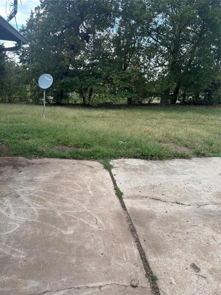 Photo 3 — 8331 Hillview, Oklahoma City, OK 73150