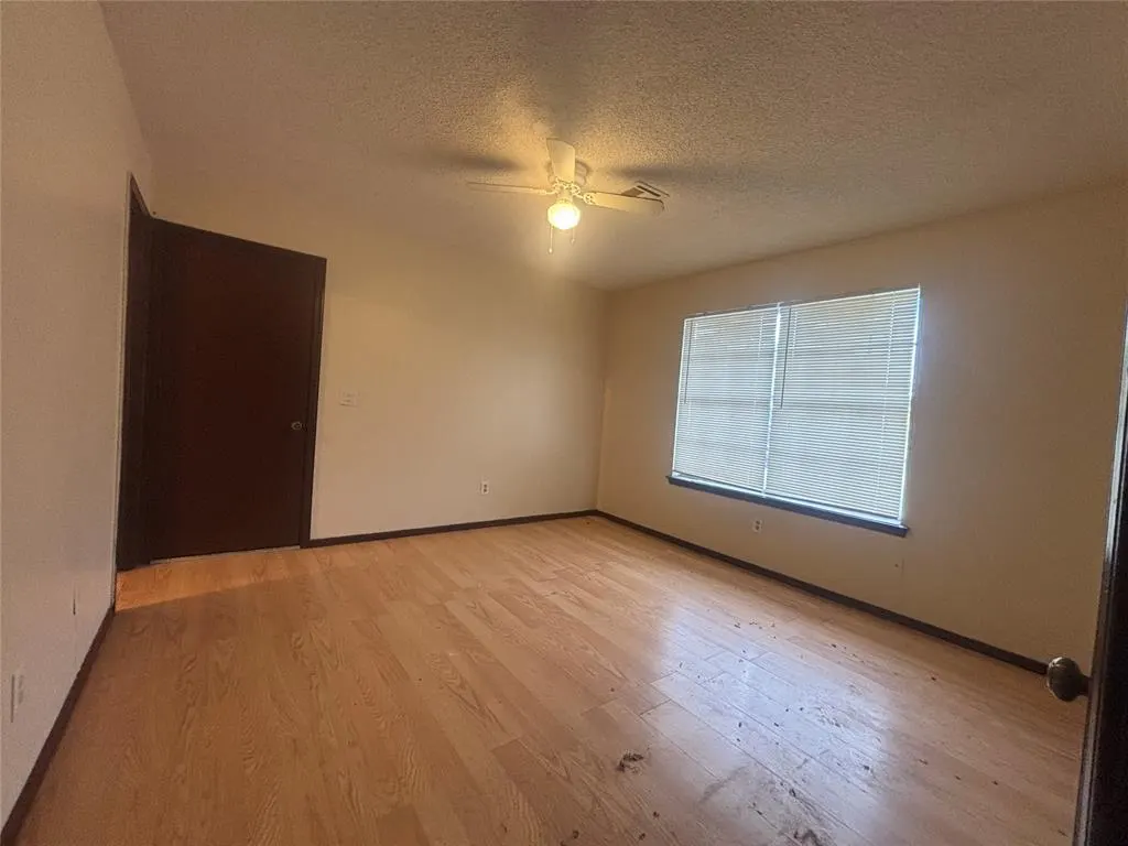 Photo 9 — 8331 Hillview, Oklahoma City, OK 73150