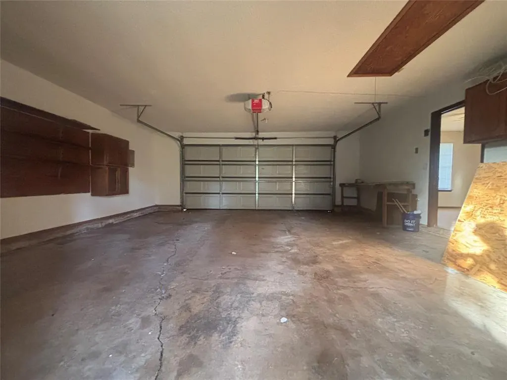 Photo 12 — 8331 Hillview, Oklahoma City, OK 73150