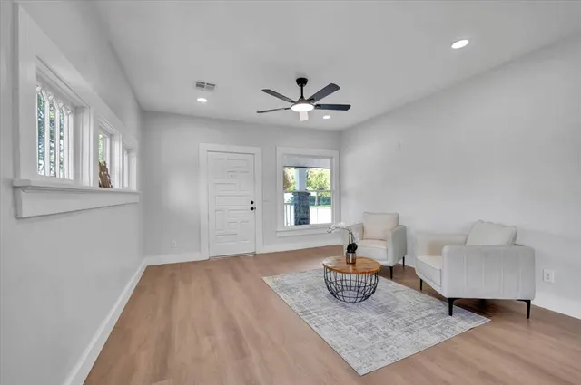 Photo 8 — 508 SE 49th Street, Oklahoma City, OK 73129