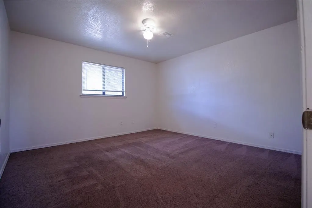 Photo 9 — 2204 Lafayette Drive, Norman, OK 73071