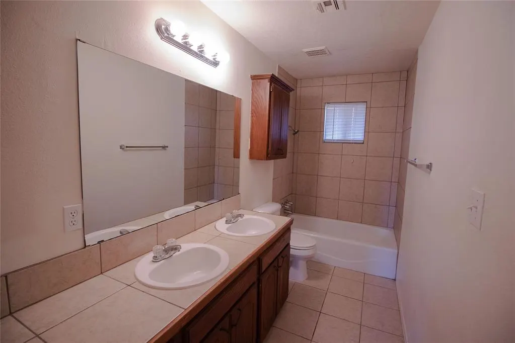 Photo 10 — 2204 Lafayette Drive, Norman, OK 73071