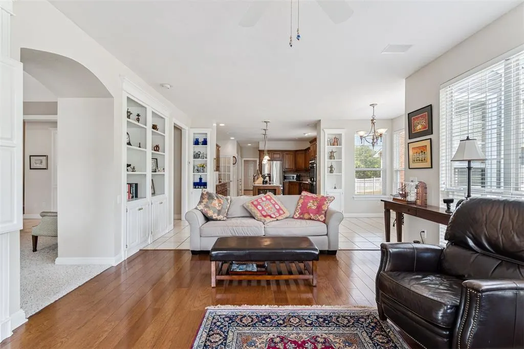 Photo 15 — 614 Little River Road, Norman, OK 73071