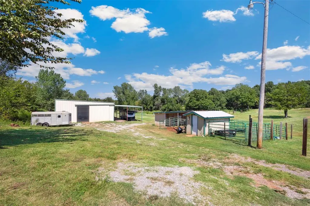 Photo 3 — 13700 PH Turnaround Road, Oklahoma City, OK 73049