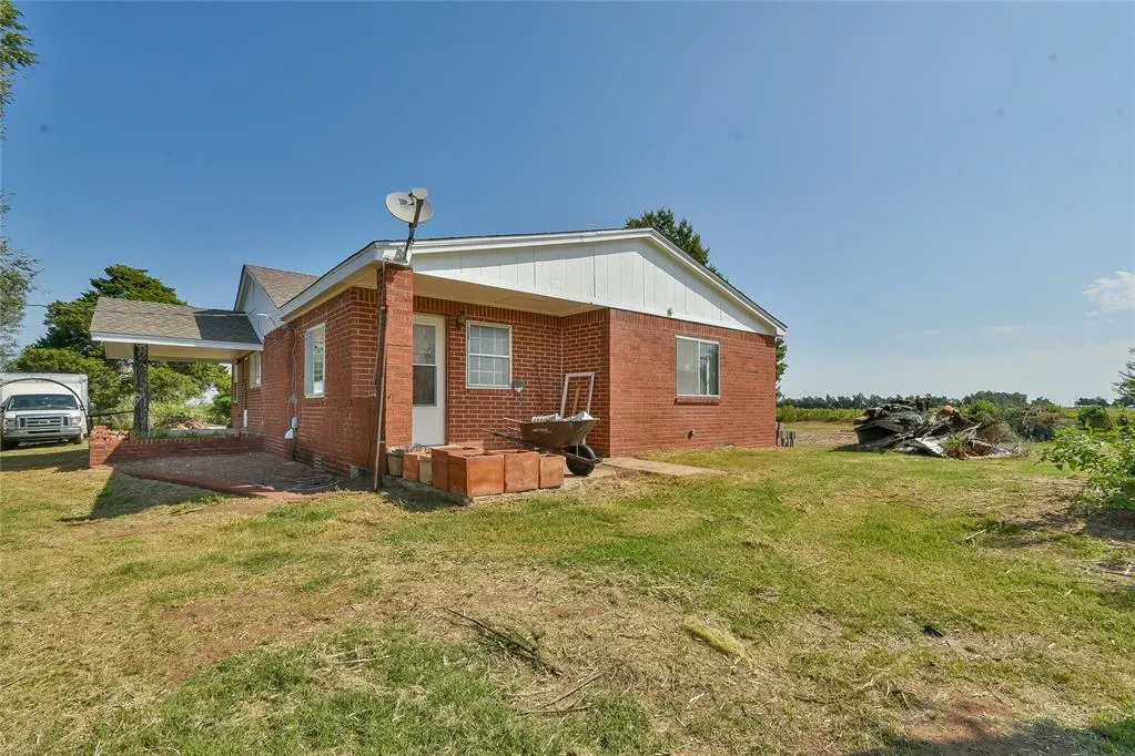 Photo 2 — 5101 W Okc 150th Street, Okarche, OK 73762