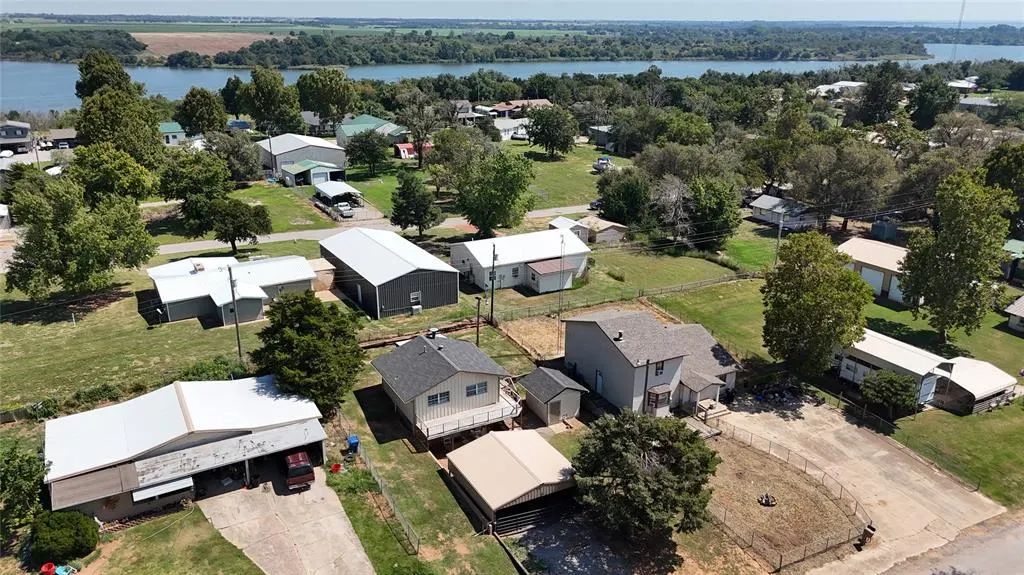 Photo 3 — 211 S Marilyn Street, Fort Cobb, OK 73038