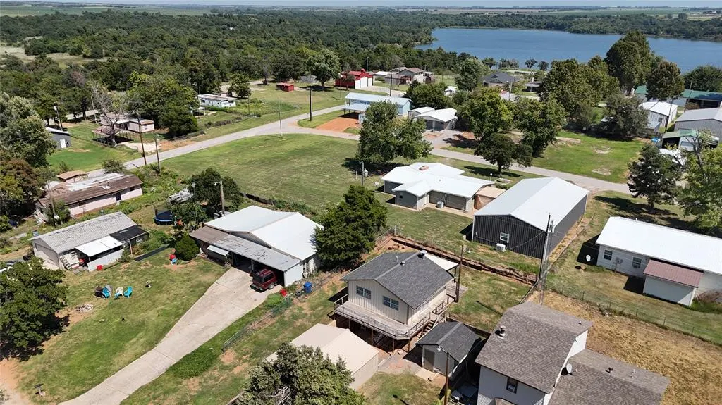Photo 4 — 211 S Marilyn Street, Fort Cobb, OK 73038