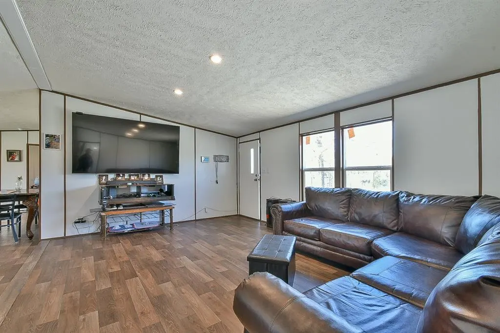 Photo 5 — 331899 E Timber Lane, Wellston, OK 74881