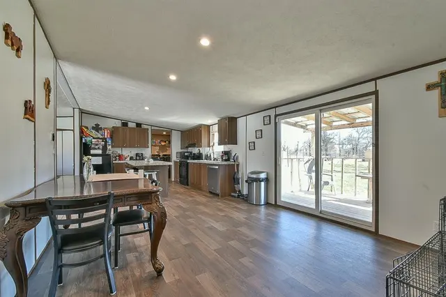 Photo 6 — 331899 E Timber Lane, Wellston, OK 74881
