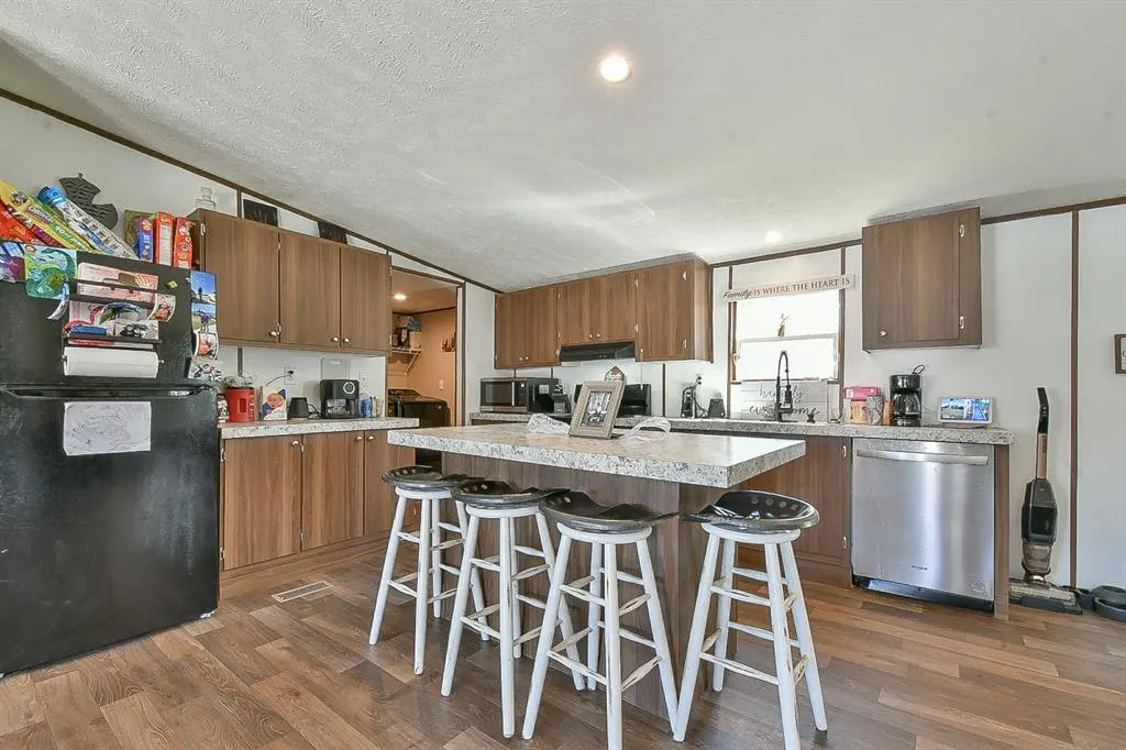 Photo 7 — 331899 E Timber Lane, Wellston, OK 74881