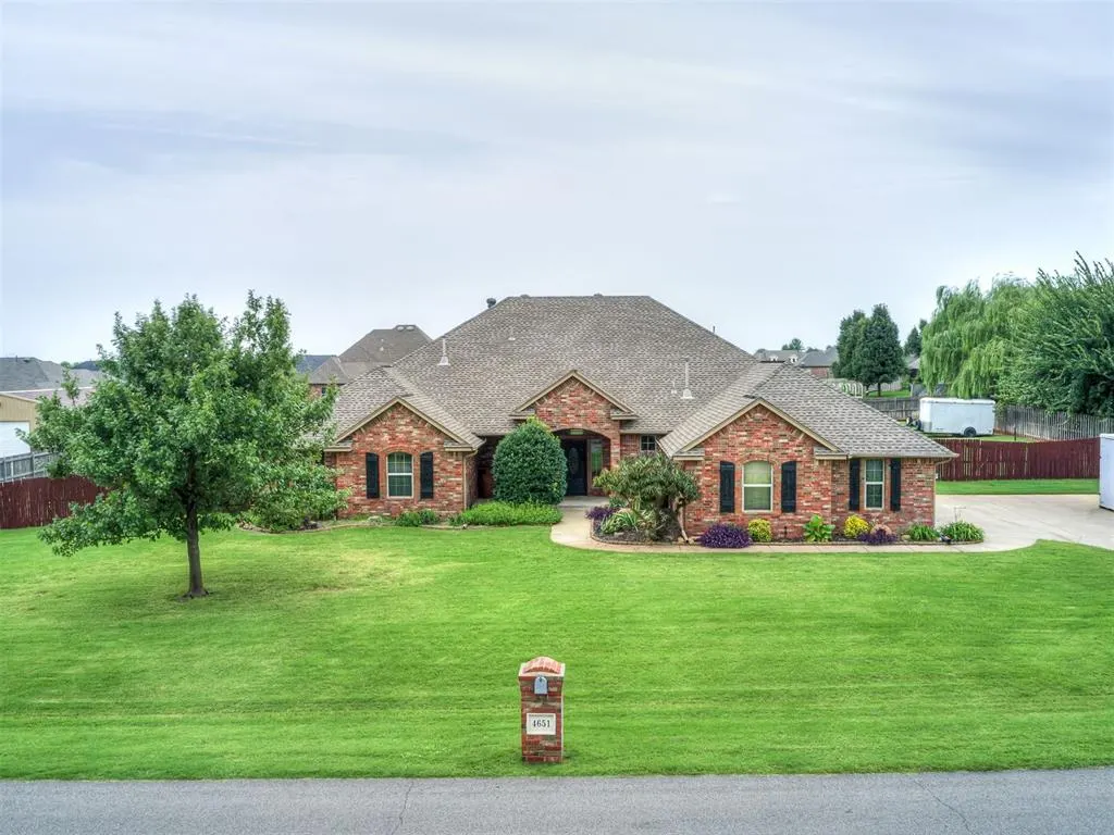 Photo 3 — 4651 Vista Valley Lane, Edmond, OK 73025