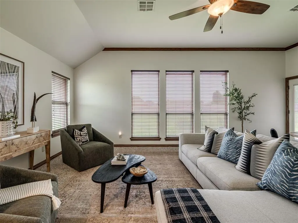 Photo 8 — 4651 Vista Valley Lane, Edmond, OK 73025