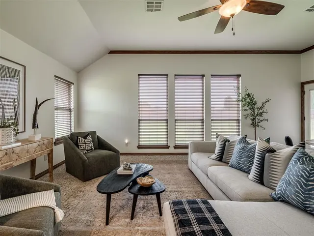 Photo 8 — 4651 Vista Valley Lane, Edmond, OK 73025
