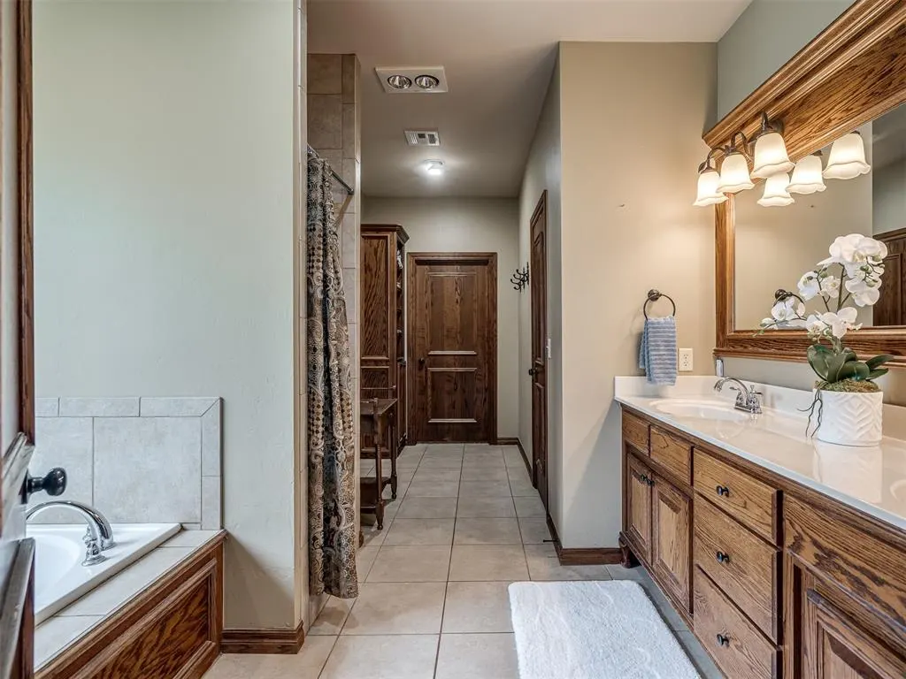 Photo 29 — 4651 Vista Valley Lane, Edmond, OK 73025
