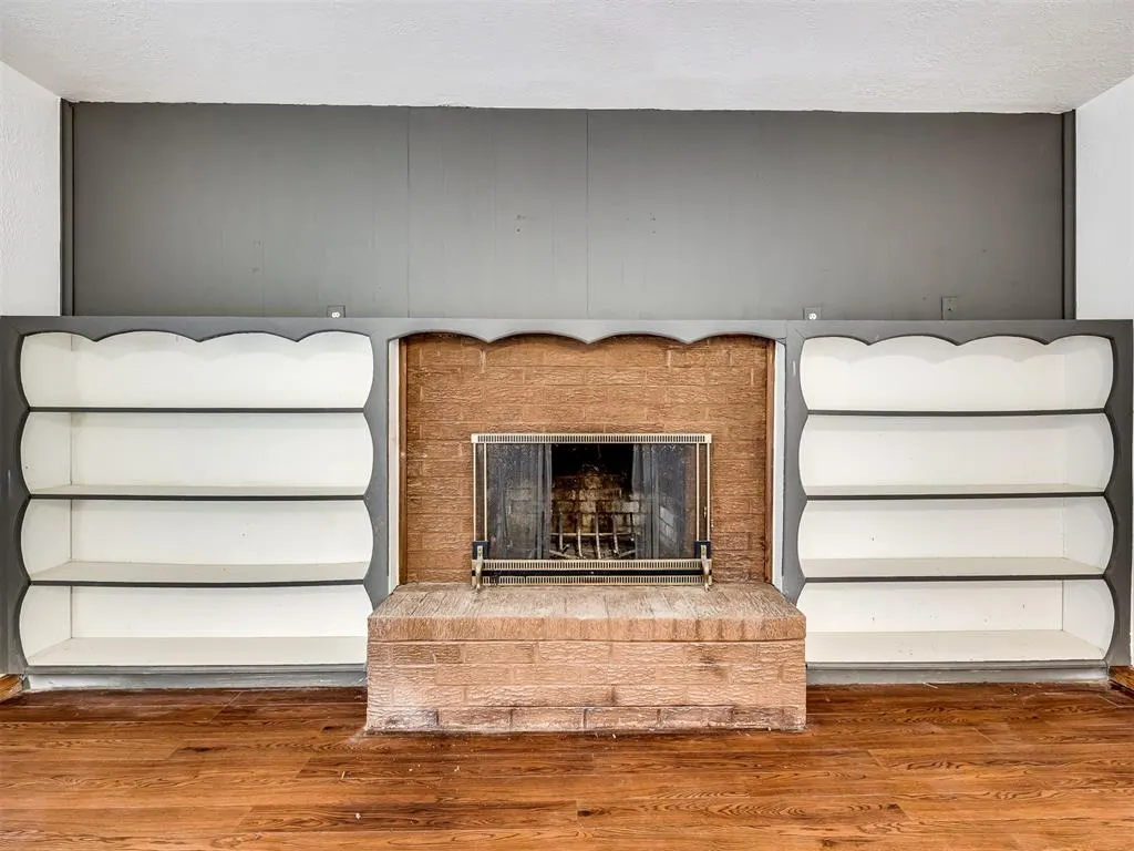 Photo 7 — 102 S Magers Avenue, Maysville, OK 73057