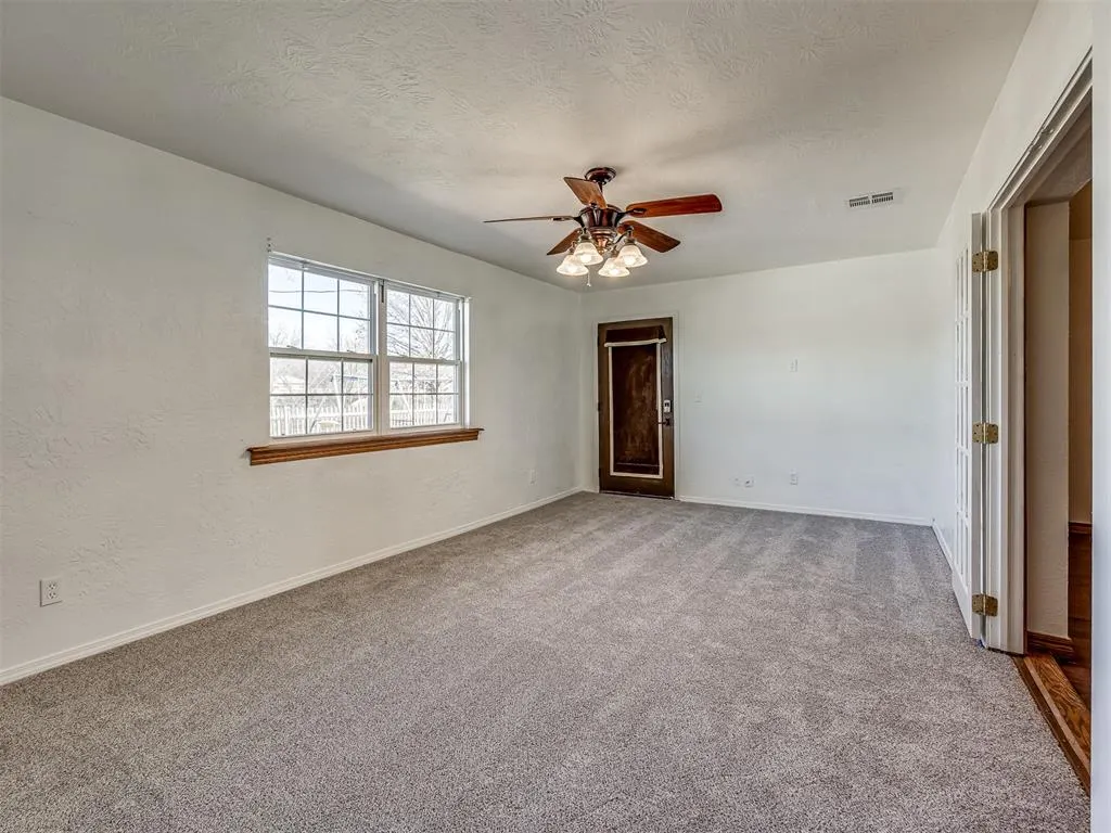 Photo 24 — 102 S Magers Avenue, Maysville, OK 73057