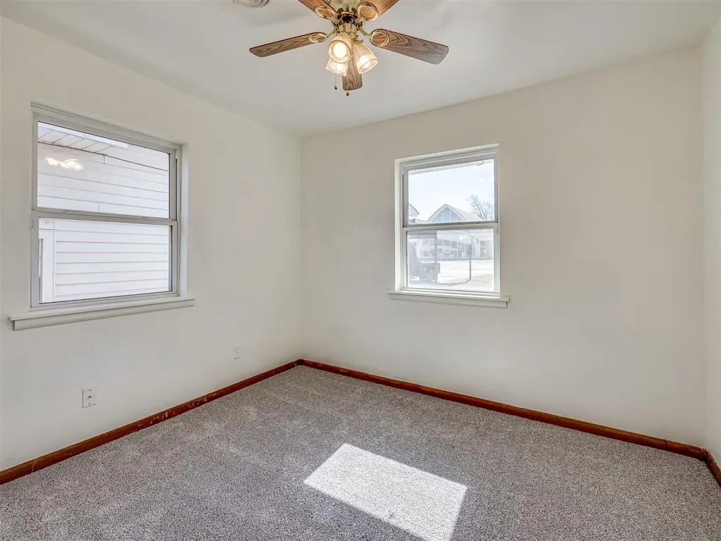 Photo 40 — 102 S Magers Avenue, Maysville, OK 73057