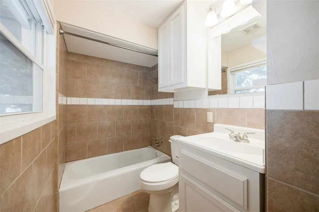 Photo 19 — 5202 N Tulsa Avenue, Oklahoma City, OK 73112