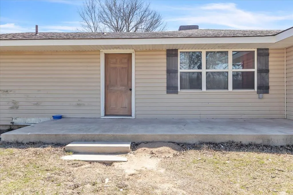 Photo 2 — 346897 E Highway 62, Meeker, OK 74855