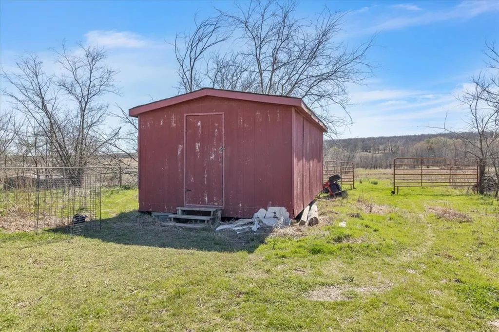 Photo 21 — 346897 E Highway 62, Meeker, OK 74855
